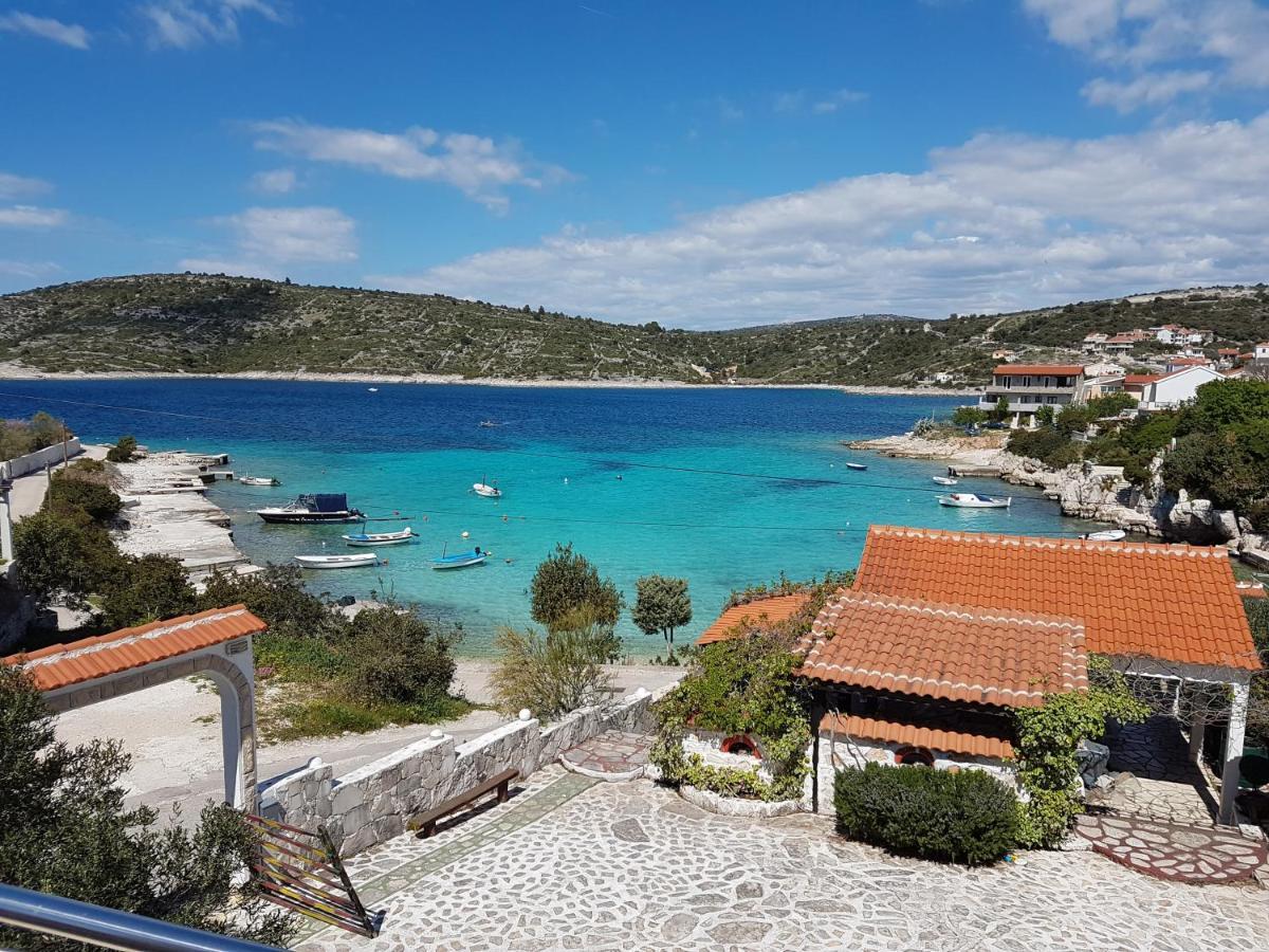 Family Friendly Seaside Apartments Kanica, Rogoznica - 12895 외부 사진